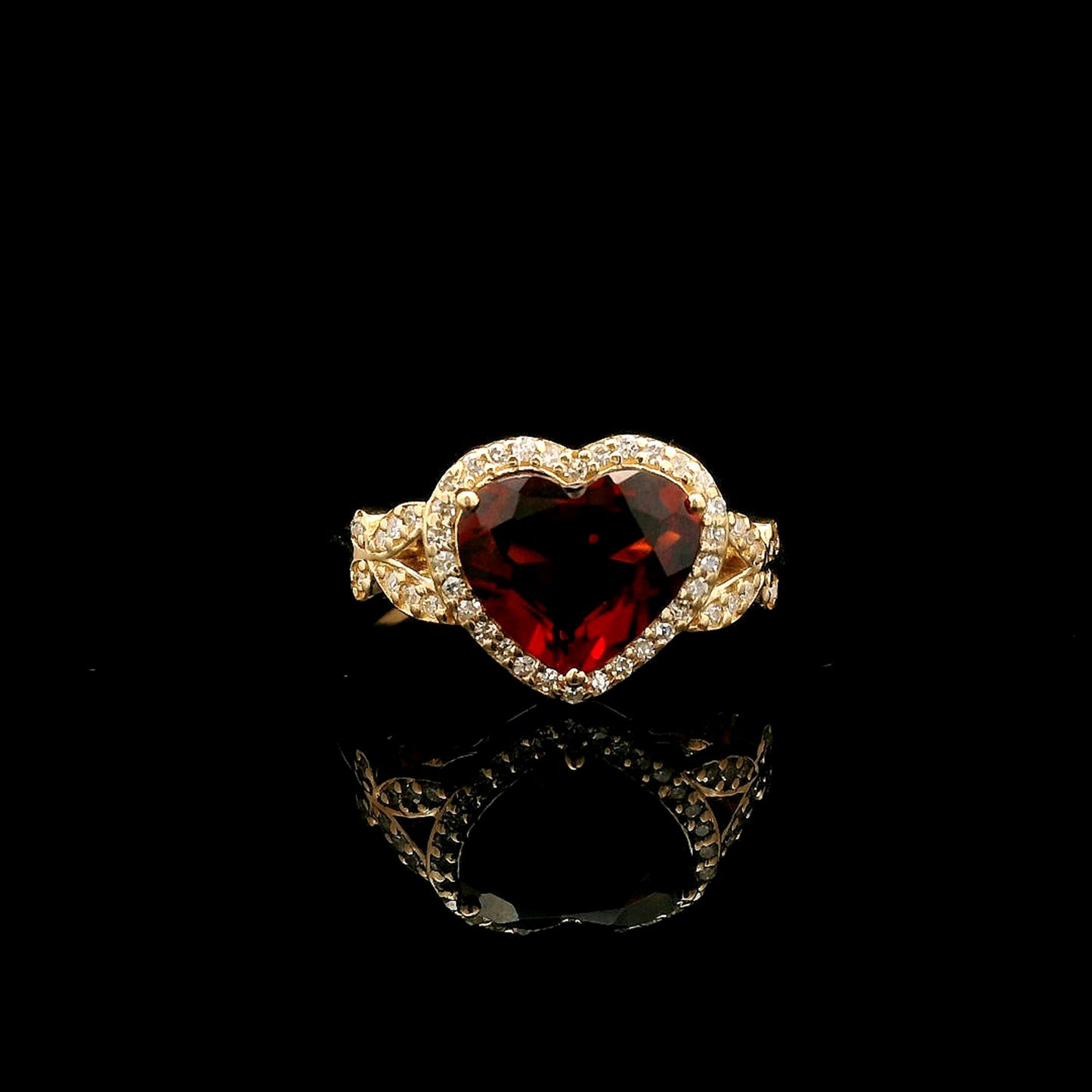 2.13 Ct Heart Mixed Cut Natural Garnet 14K Gold Ring