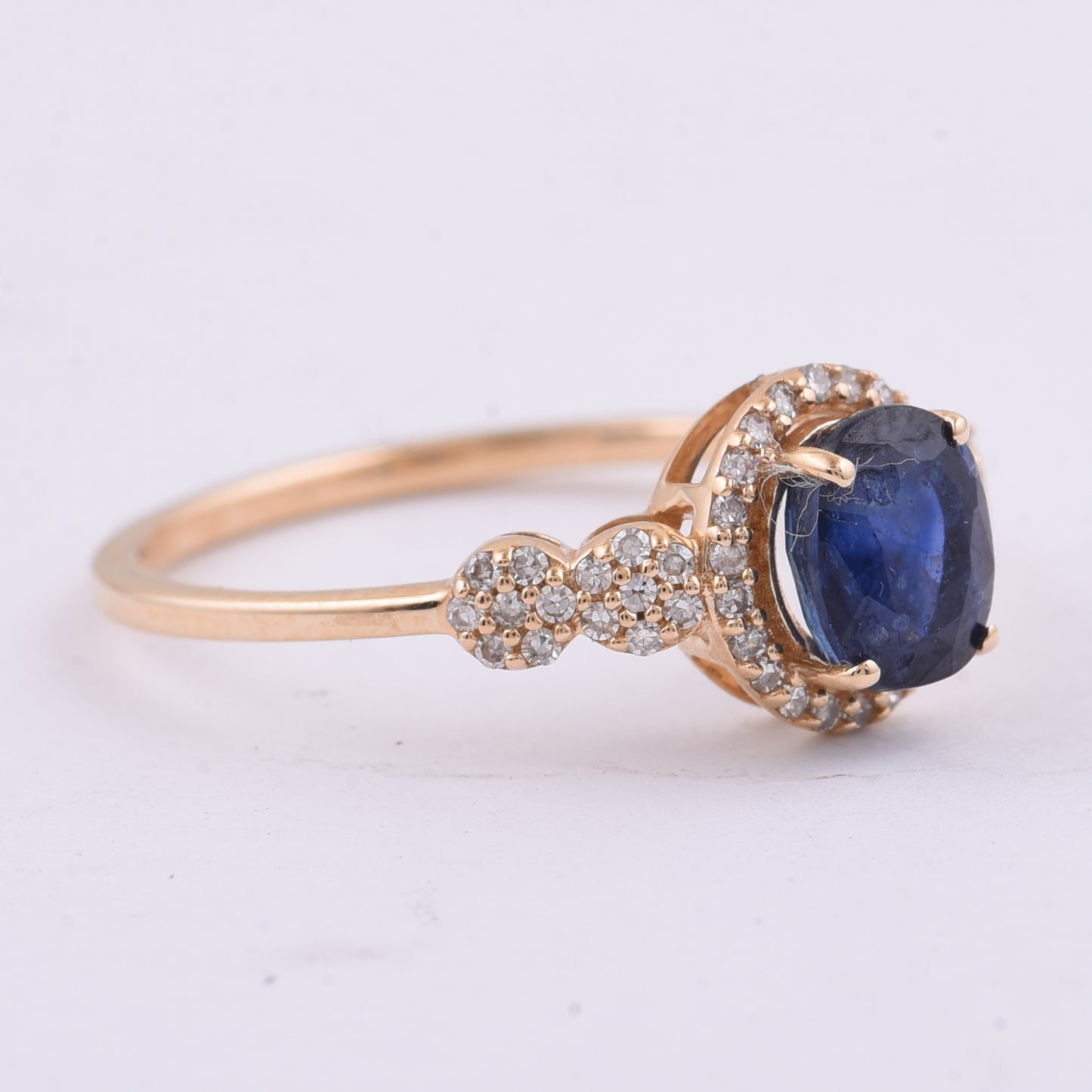 1.46 Ct Oval Natural Sapphire 14K Gold Ring