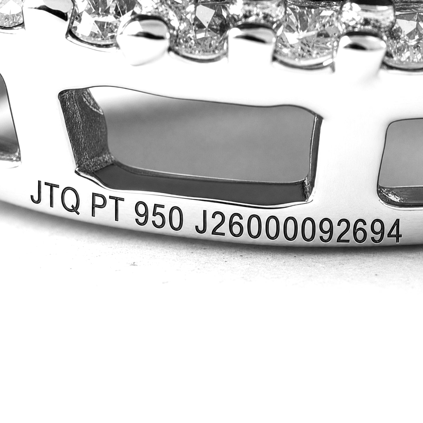 1.85 Ct Oval Sapphire 950 Platinum Pendant
