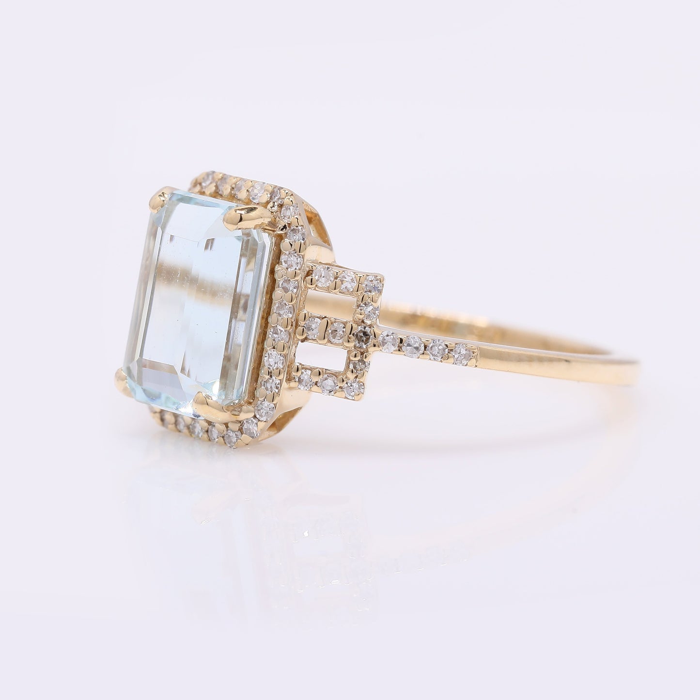 2.33 Ct Octagon Step Cut Natural Aquamarine 14K Gold Ring