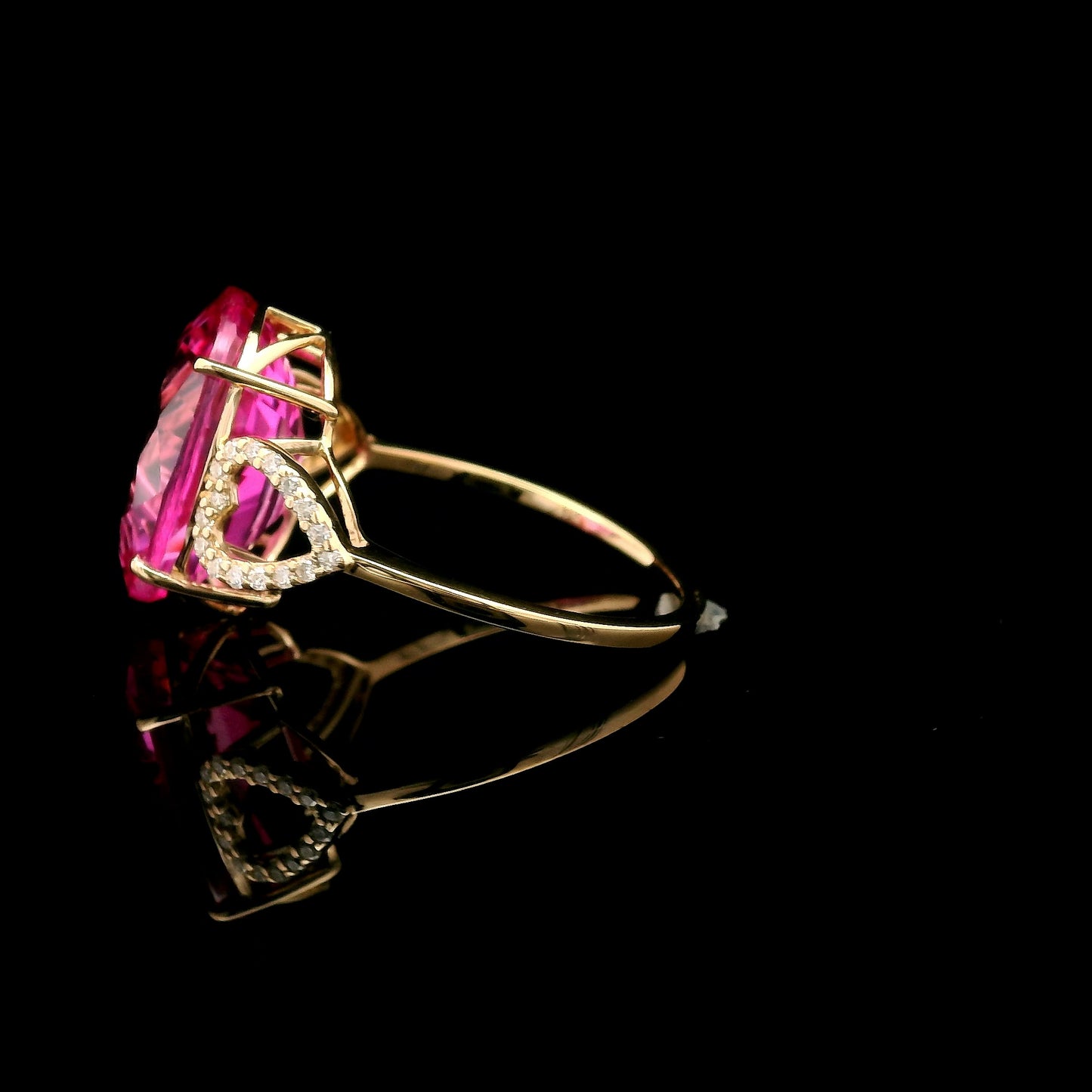 9.02 Ct Oval Mixed Cut Lab Grown Pink Sapphire 14K Gold Ring