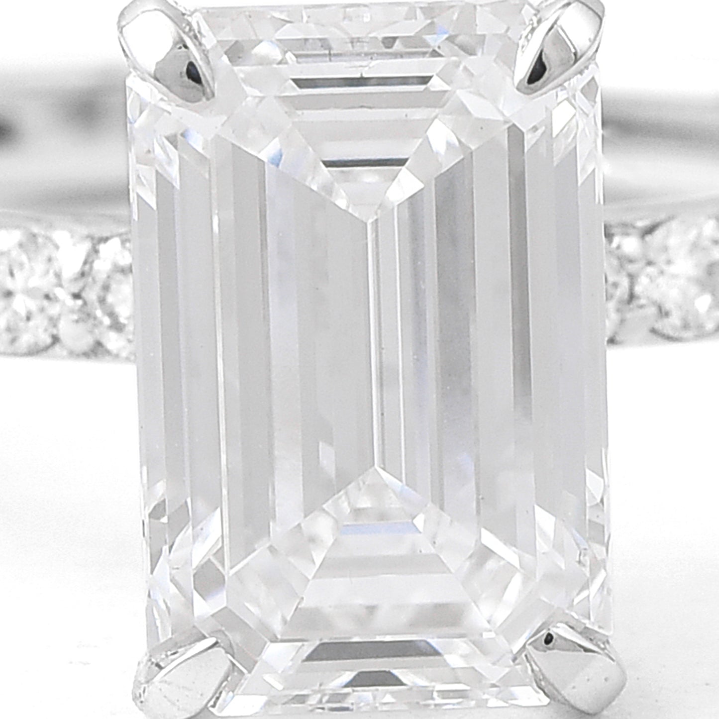 2.77 Carats Lab Grown Diamond 14K Gold Ring