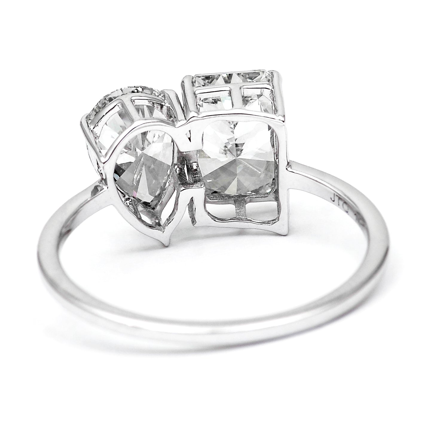2.67 Carats Lab Grown Diamond 14K Gold Ring