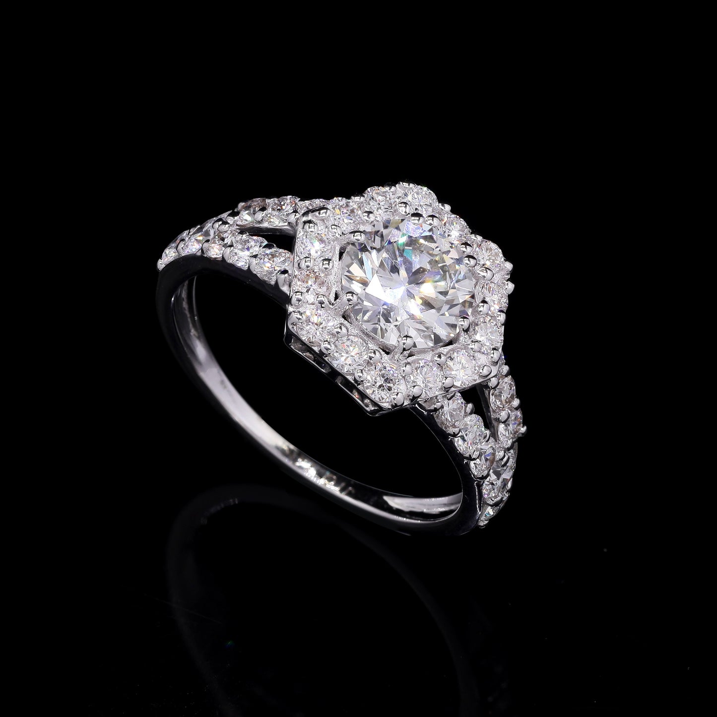 2.06 Carats Lab Grown Diamond 14K Gold Ring