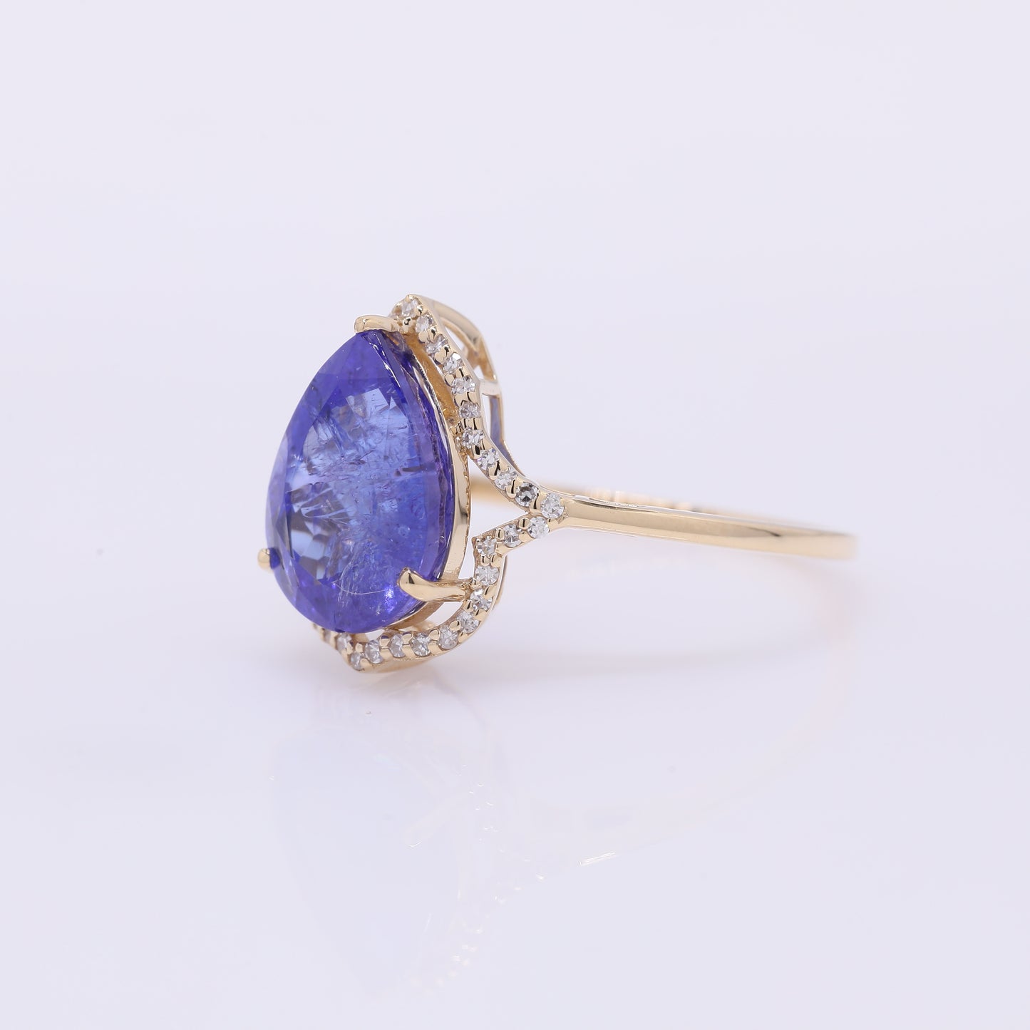 4.65 Ct Pear Mixed Cut Natural Tanzanite 14K Gold Ring