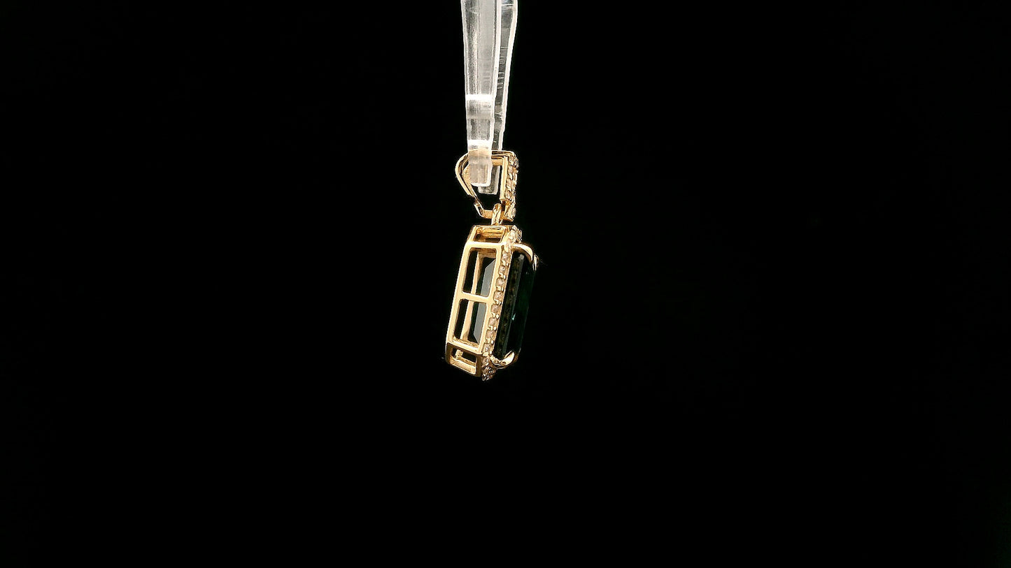 3.18 Ct Octagon Natural Sapphire 14K Gold Pendant