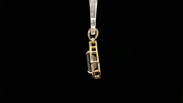 3.69 Ct Octagon Natural Sapphire 14K Gold Pendant