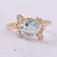 2.05 Ct Oval Natural Aquamarine 14K Gold Ring