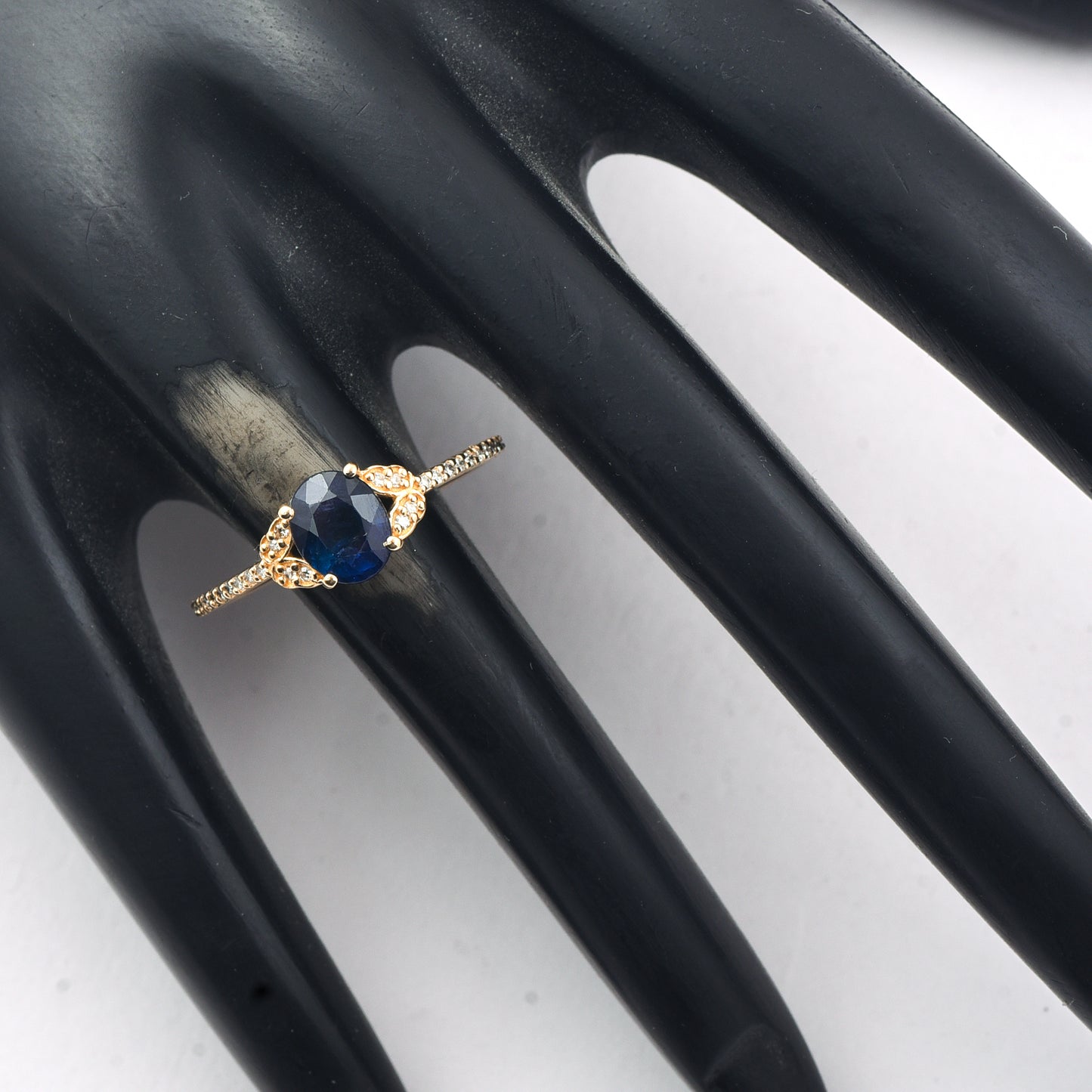 1.40 Ct Oval Mixed Cut Natural Sapphire 14K Gold Ring