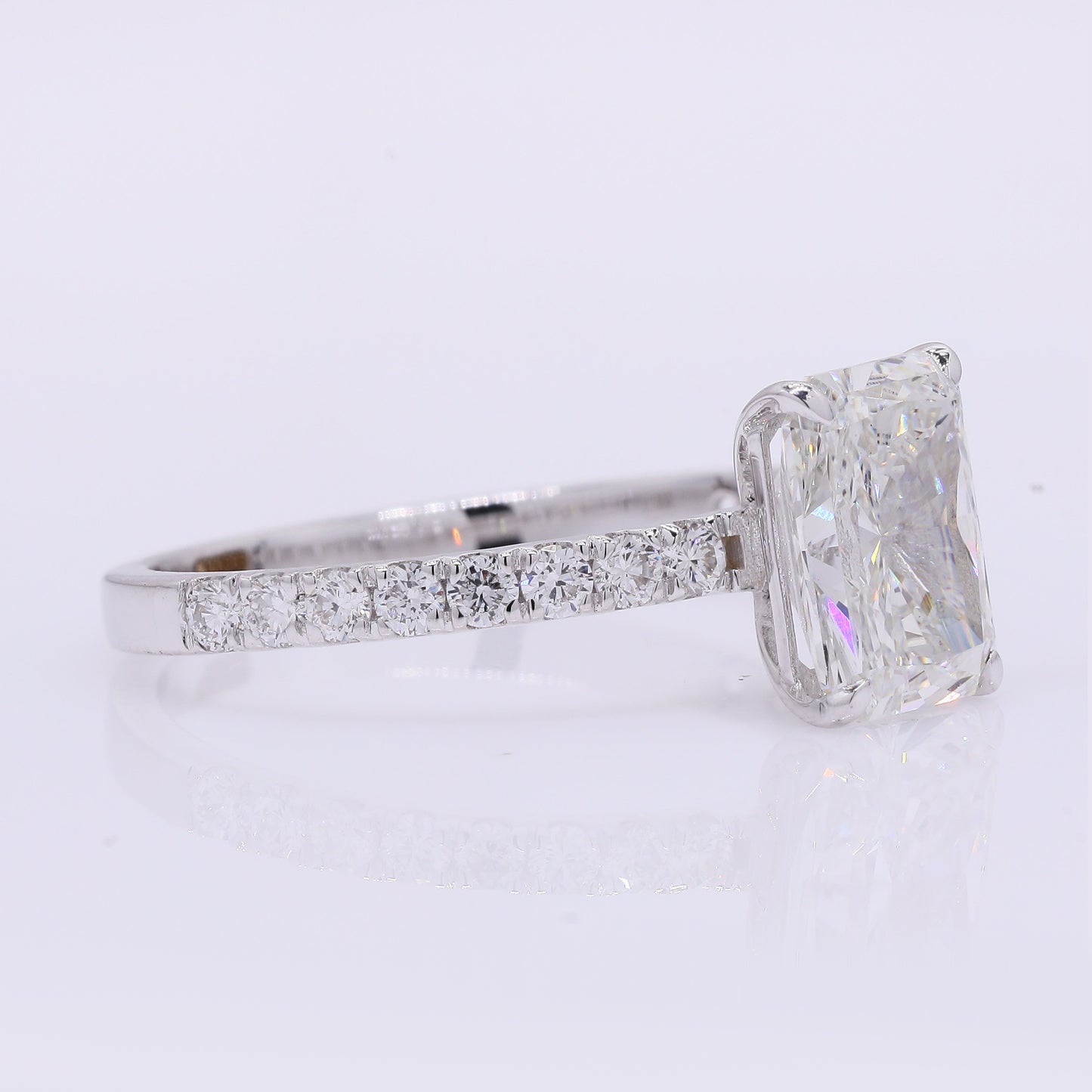 2.26 Carats Lab Grown Diamond 14K Gold Ring