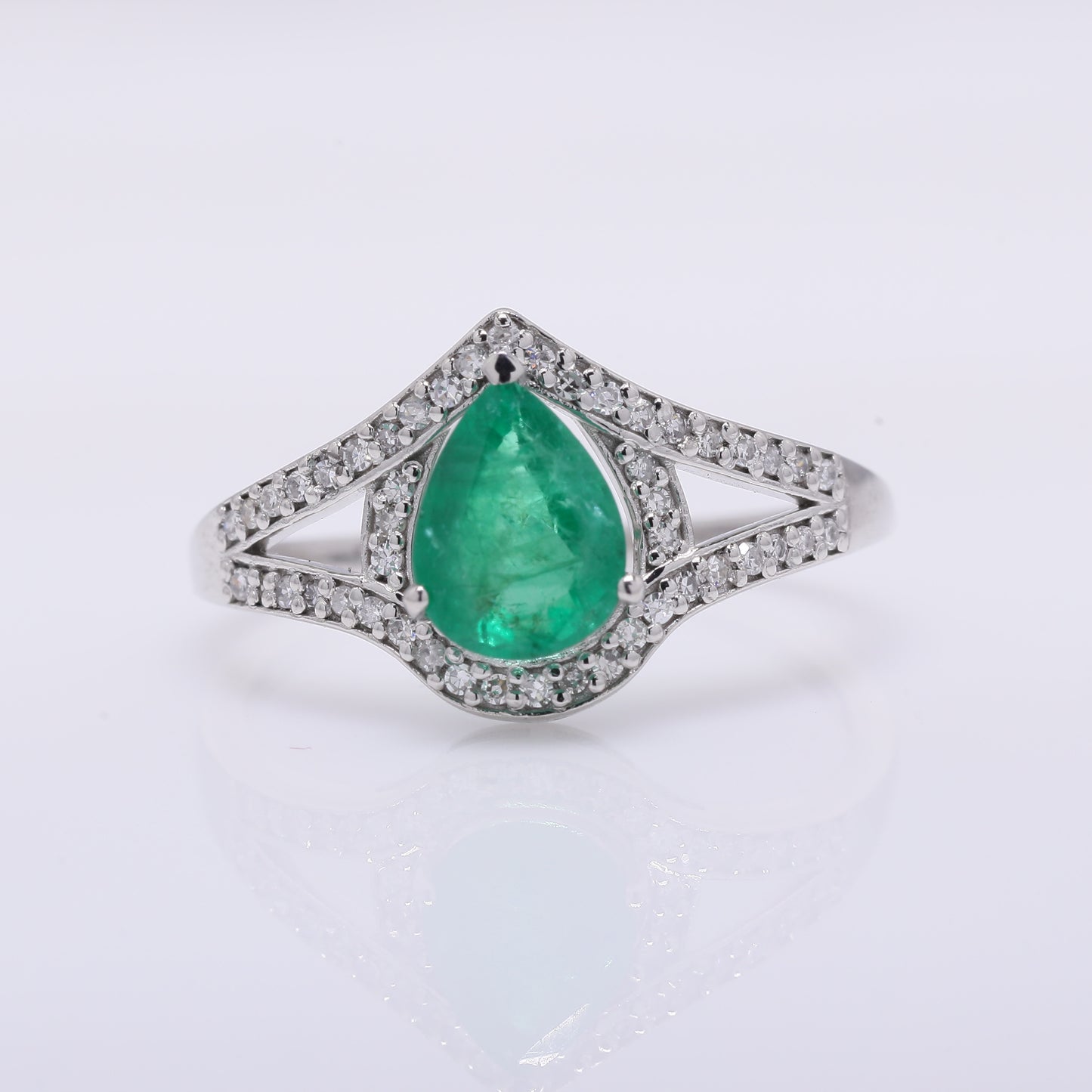 1.09 Ct Pear Mixed Cut Natural Emerald 950 Platinum Ring