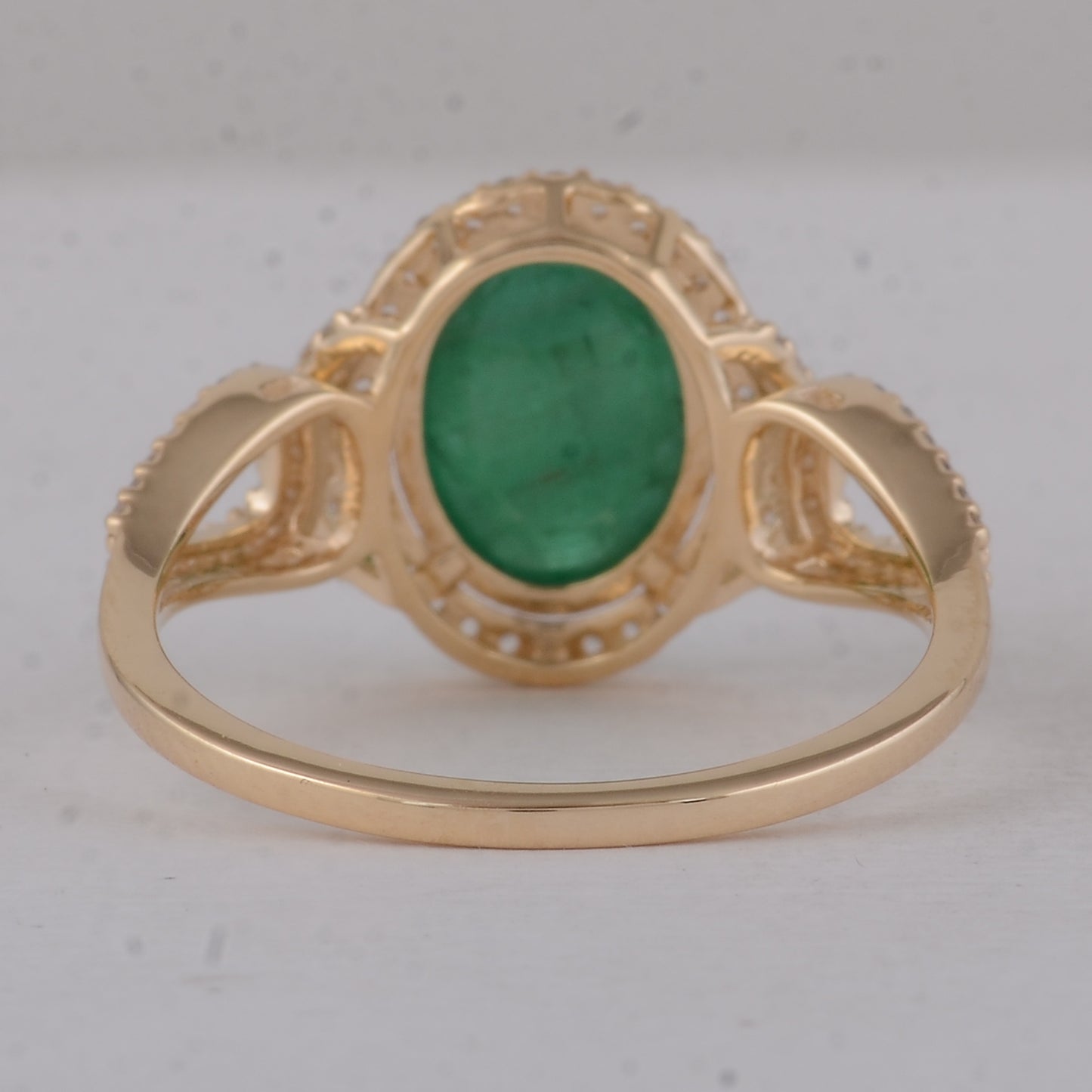 2.83 Ct Oval Emerald 9K Gold Ring