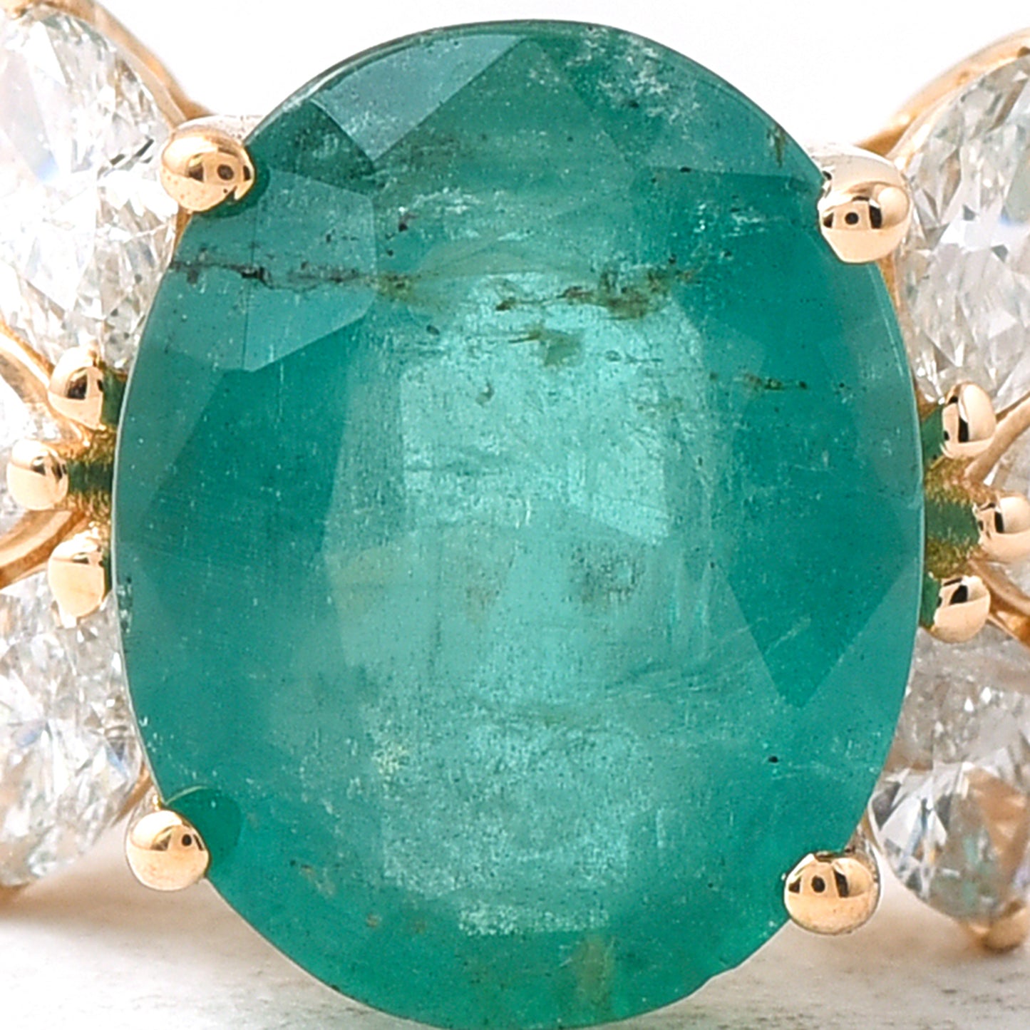 2.34 Ct Oval Emerald 14K Gold Ring