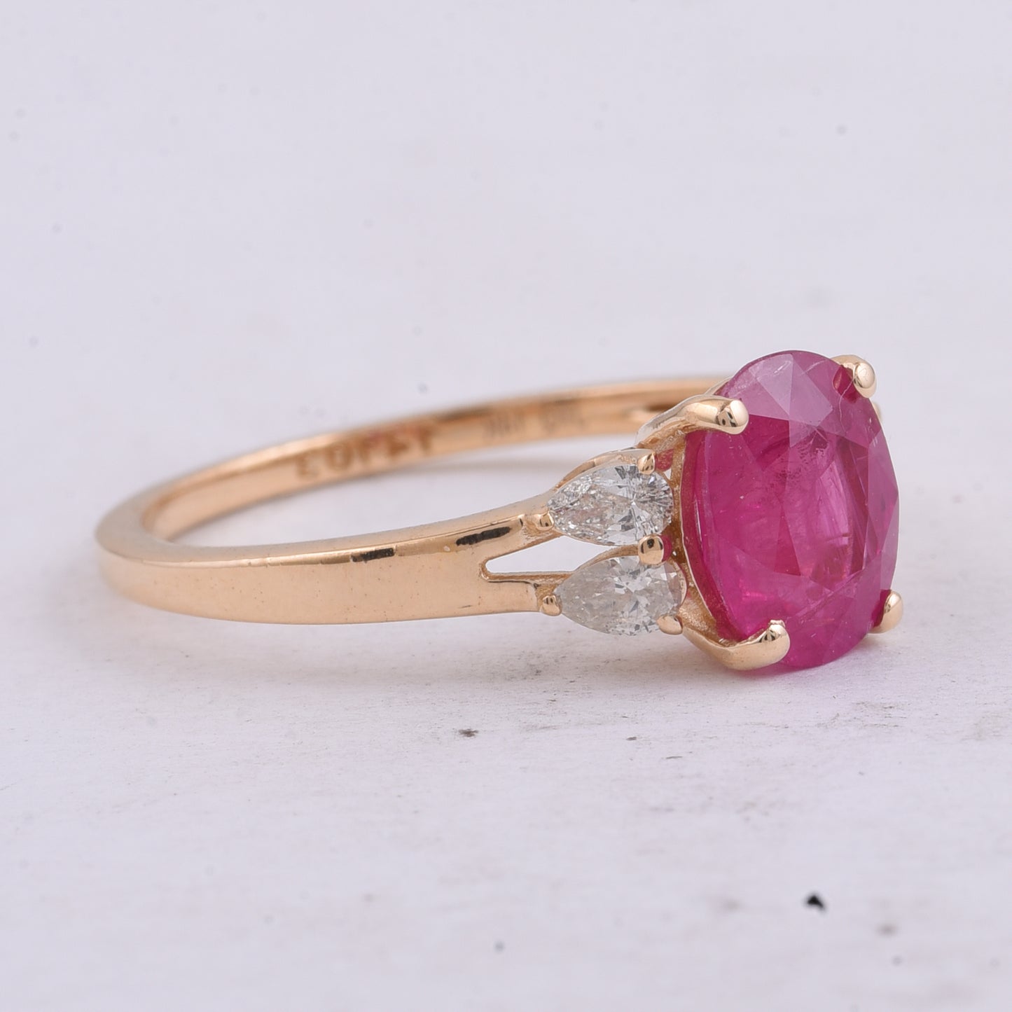 1.91 Ct Oval Natural Ruby 14K Gold Ring