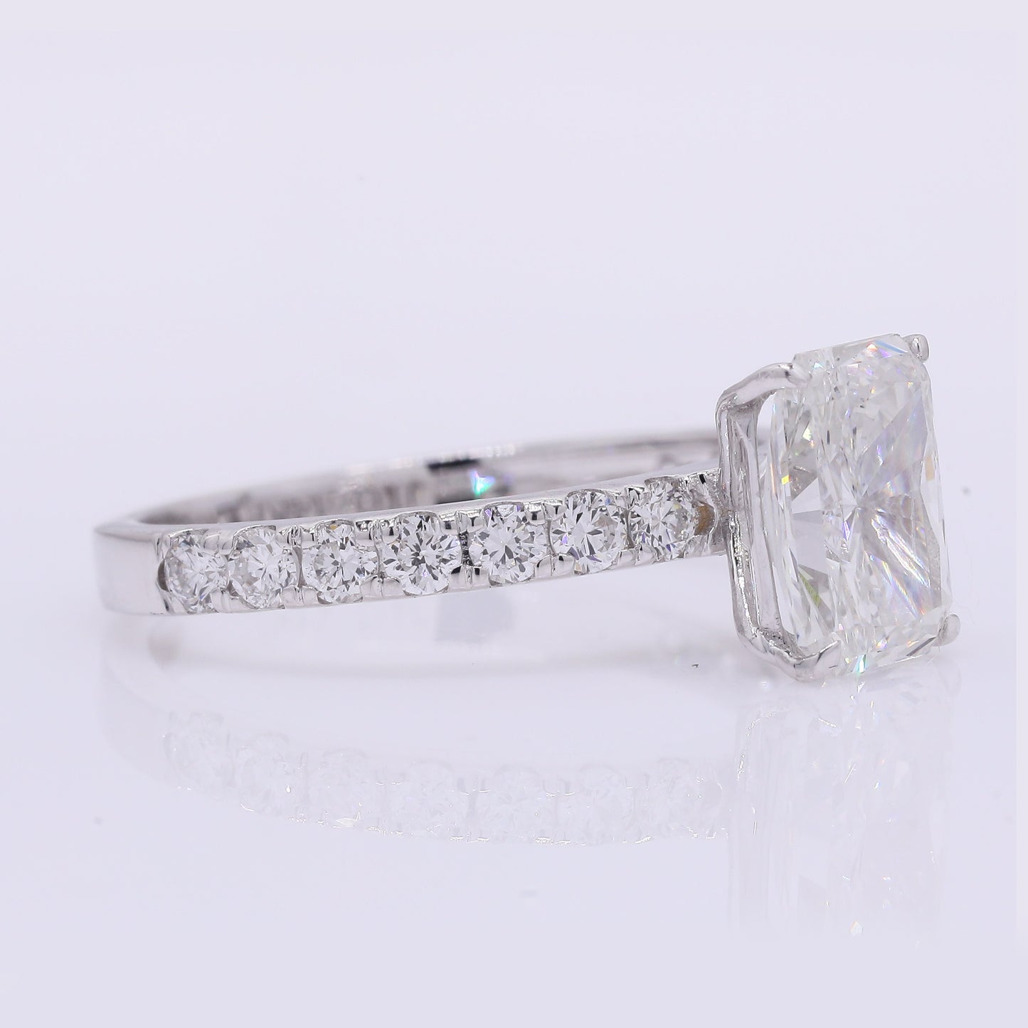 2.47 Carats Lab Grown Diamond 14K Gold Ring