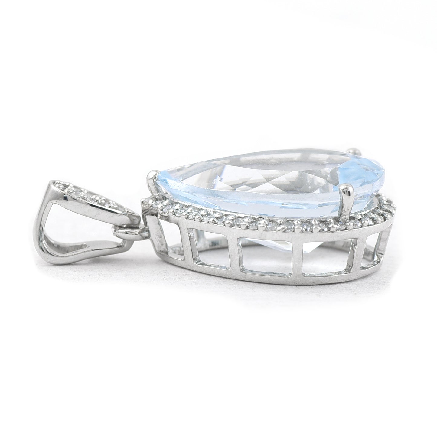 3.95 Ct Pear Mixed Cut Natural Aquamarine 950 Platinum Pendant