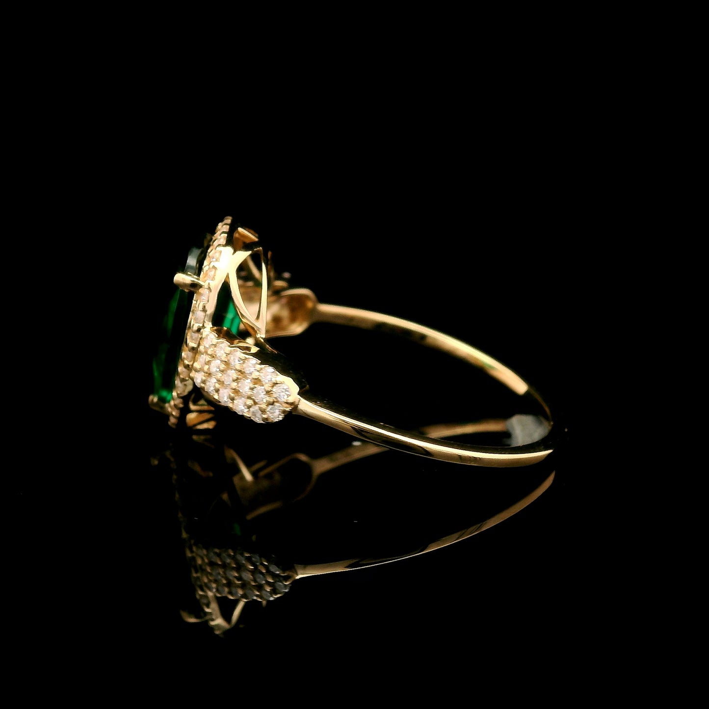 1.88 Ct Pear Mixed Cut Lab Grown Emerald 14K Gold Ring