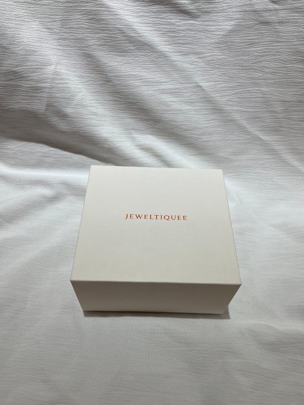 WHTBOX-0001