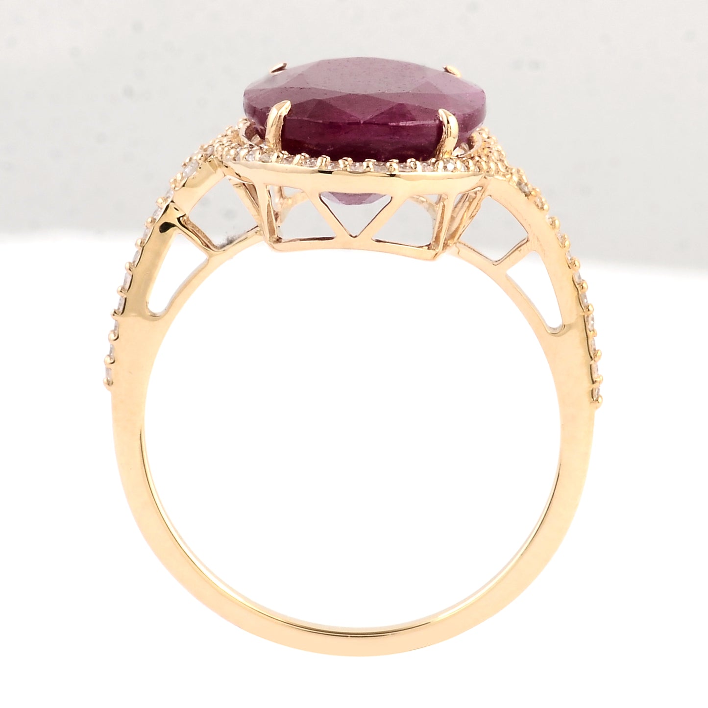 6.76 Ct Oval Mixed Cut Natural Corundum Ruby 14K Gold Ring
