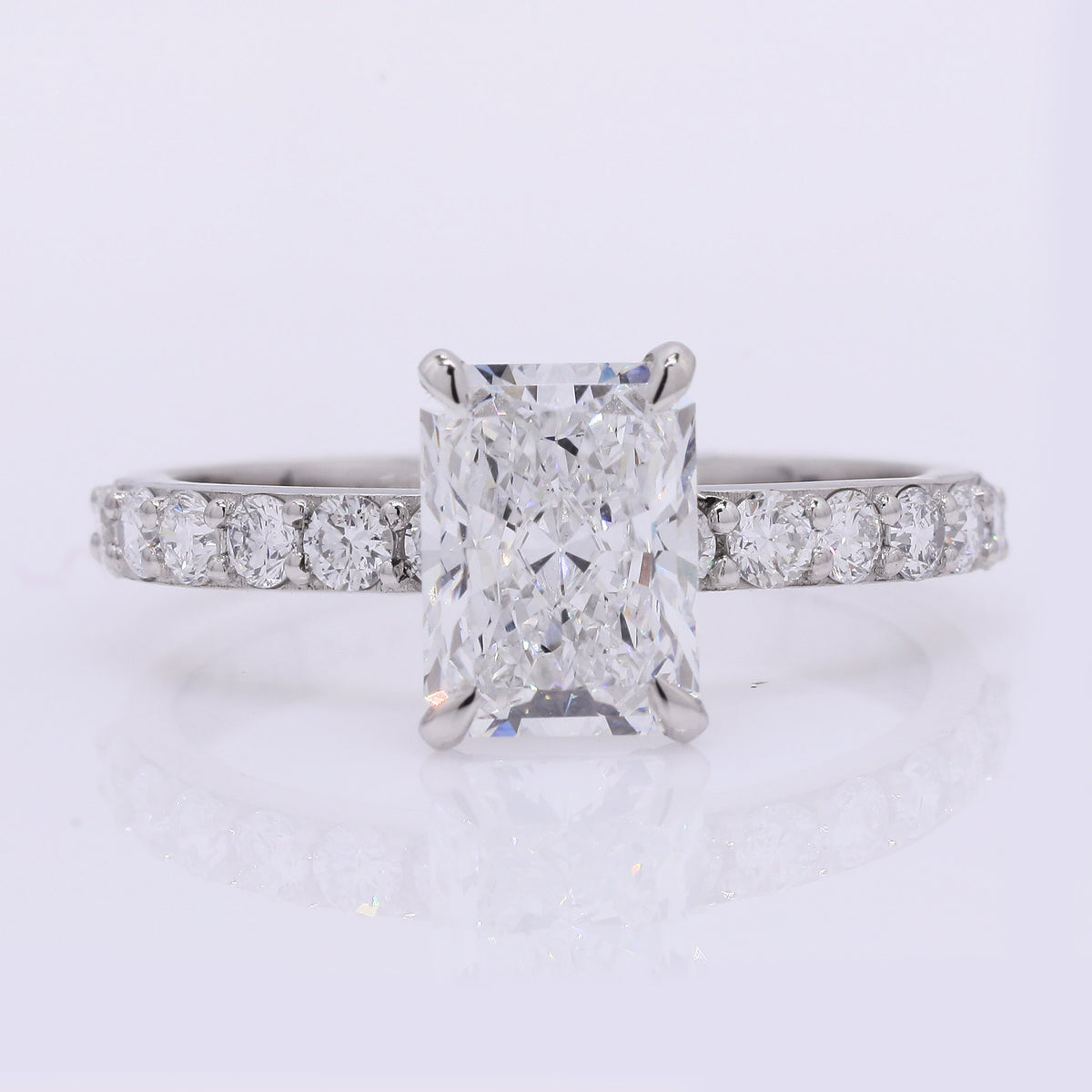 2.31 Carats Lab Grown Diamond 950 Platinum Ring