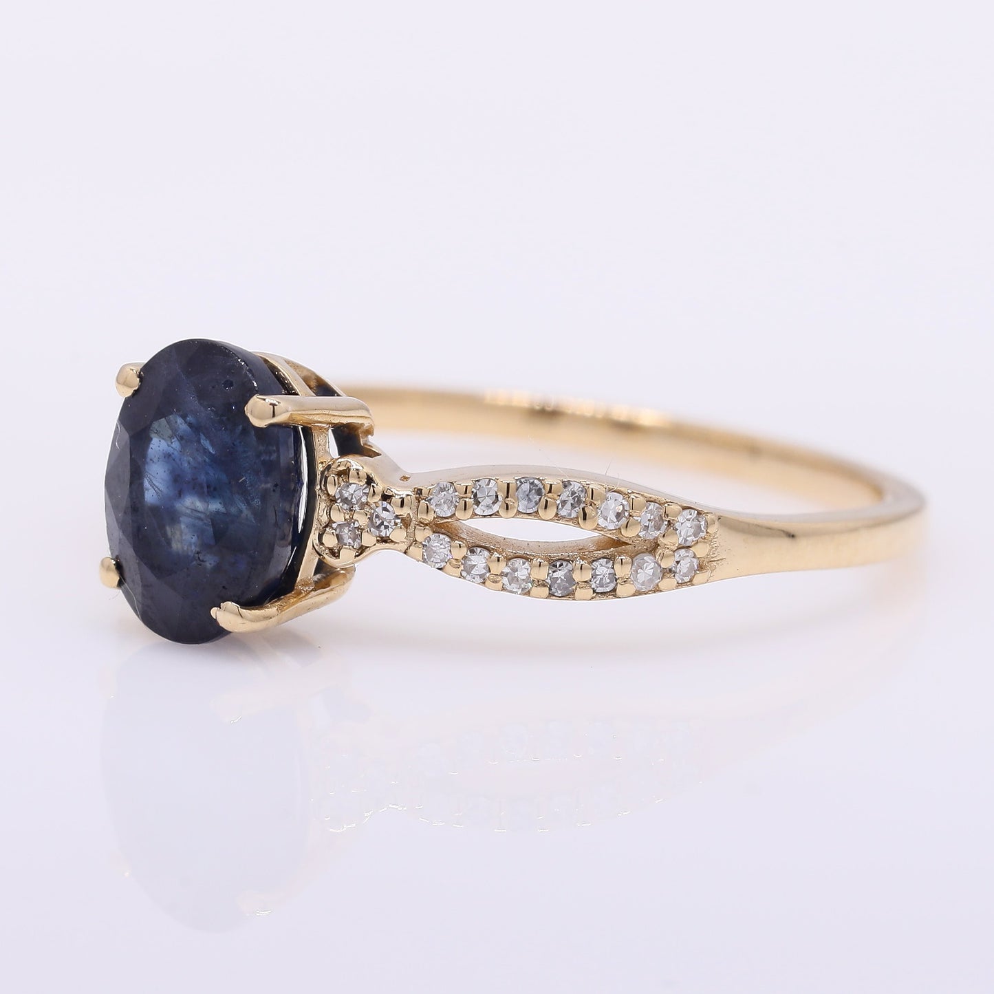 1.86 Ct Oval Mixed Cut Natural Sapphire 14K Gold Ring