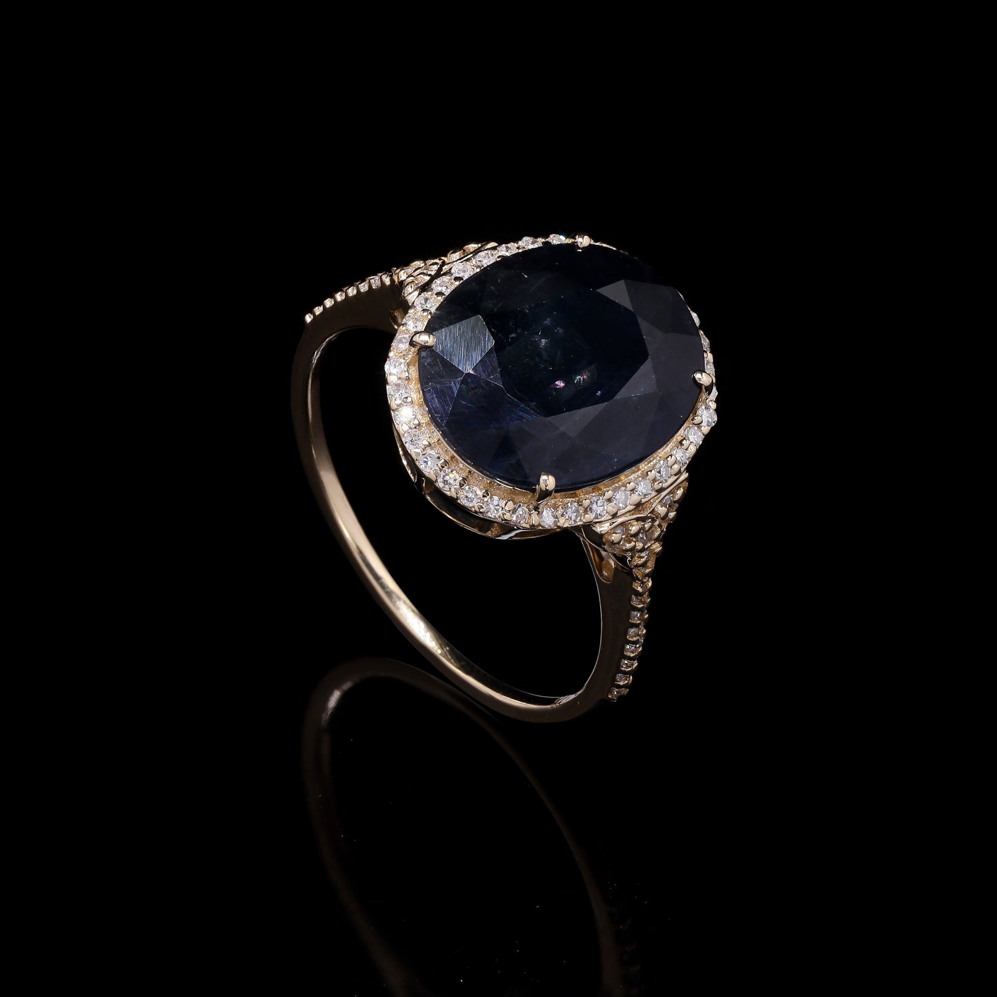 6.41 Ct Oval Mixed Cut Natural Corundum Sapphire 14K Gold Ring