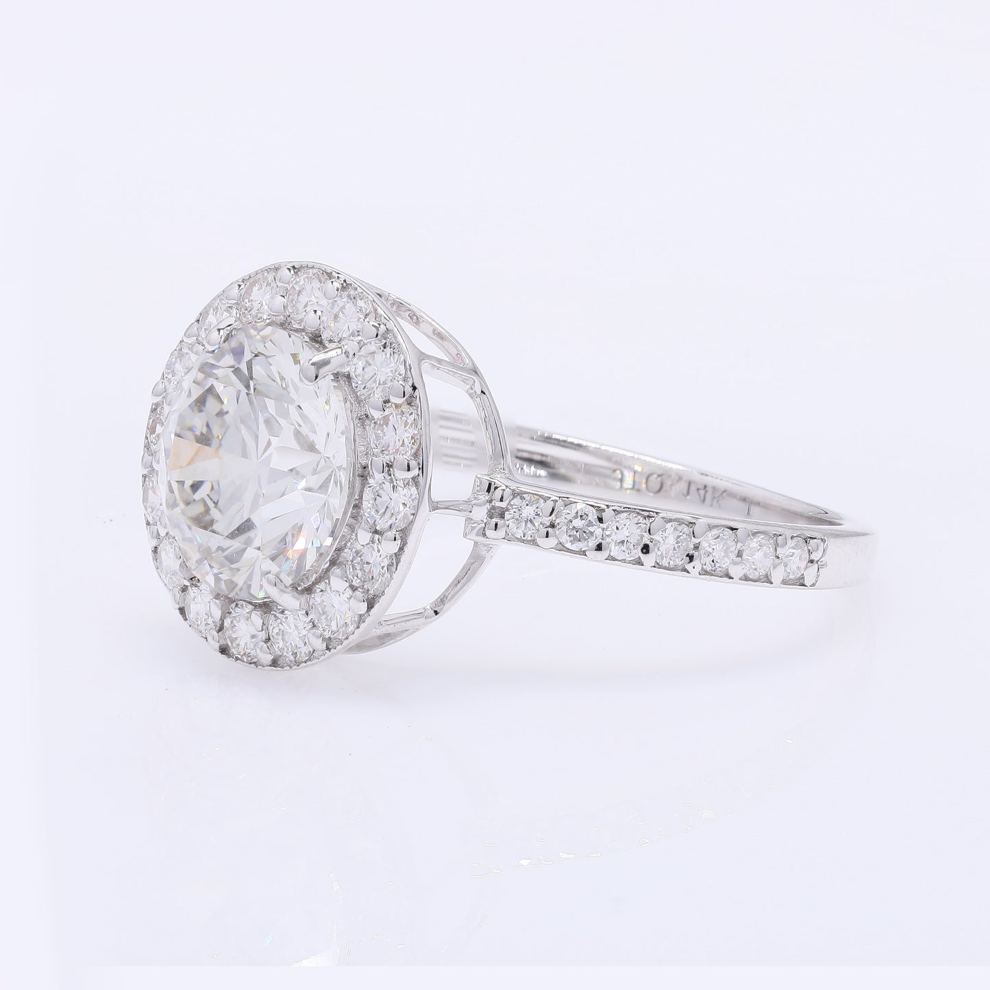 2.69 Carats Lab Grown Diamond 14K Gold Ring