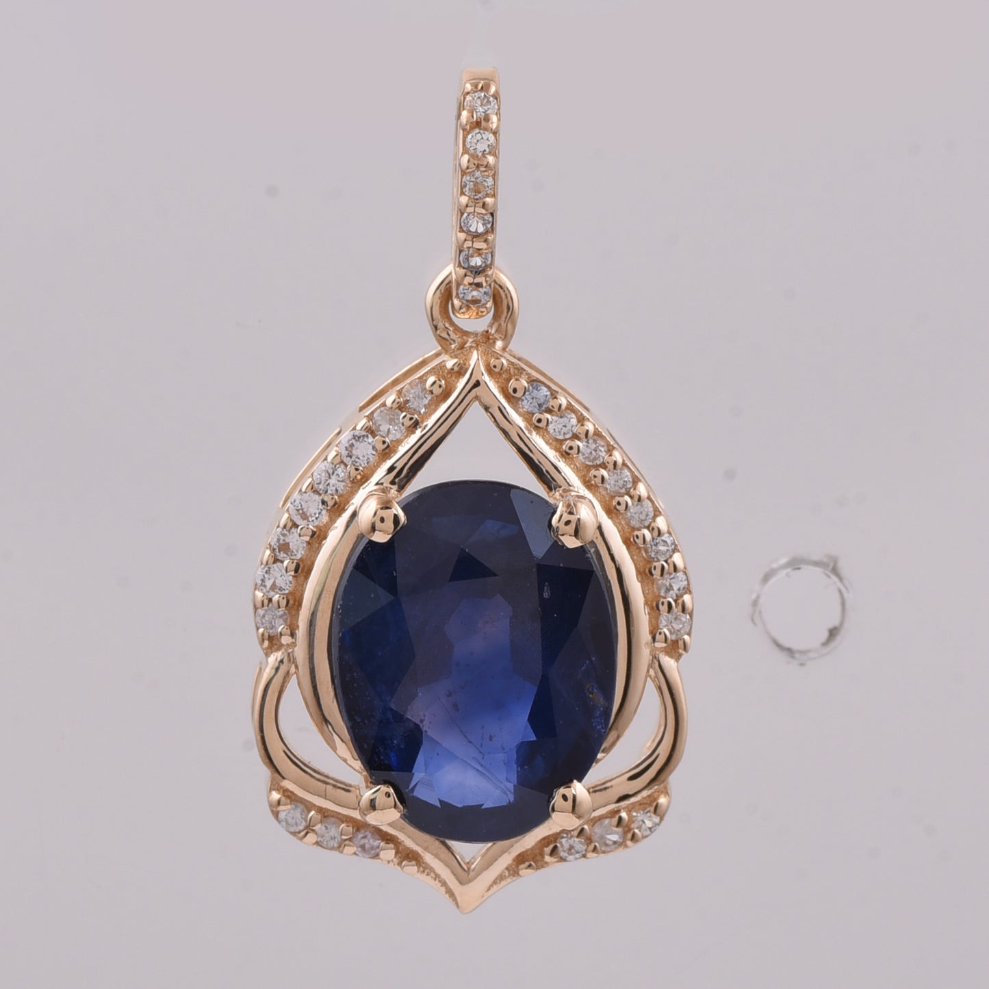 2.79 Ct Oval Natural Sapphire 14K Gold Pendant