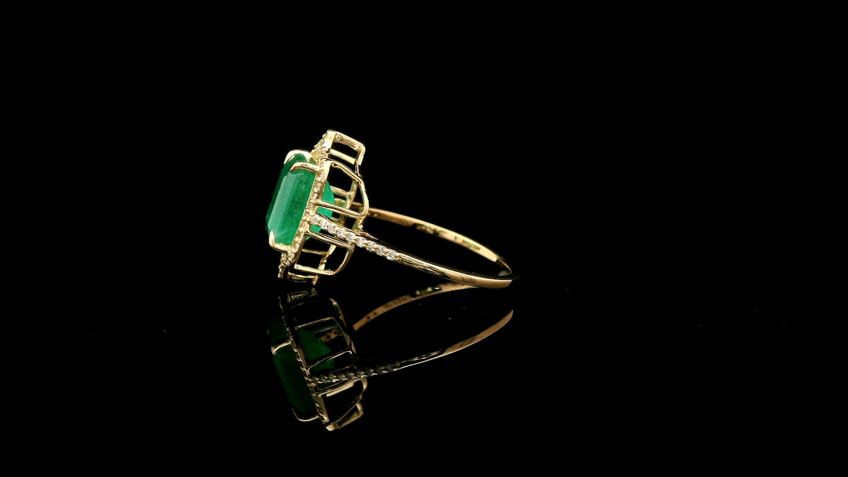 2.90 Ct Octagon Natural Emerald 14K Gold Ring
