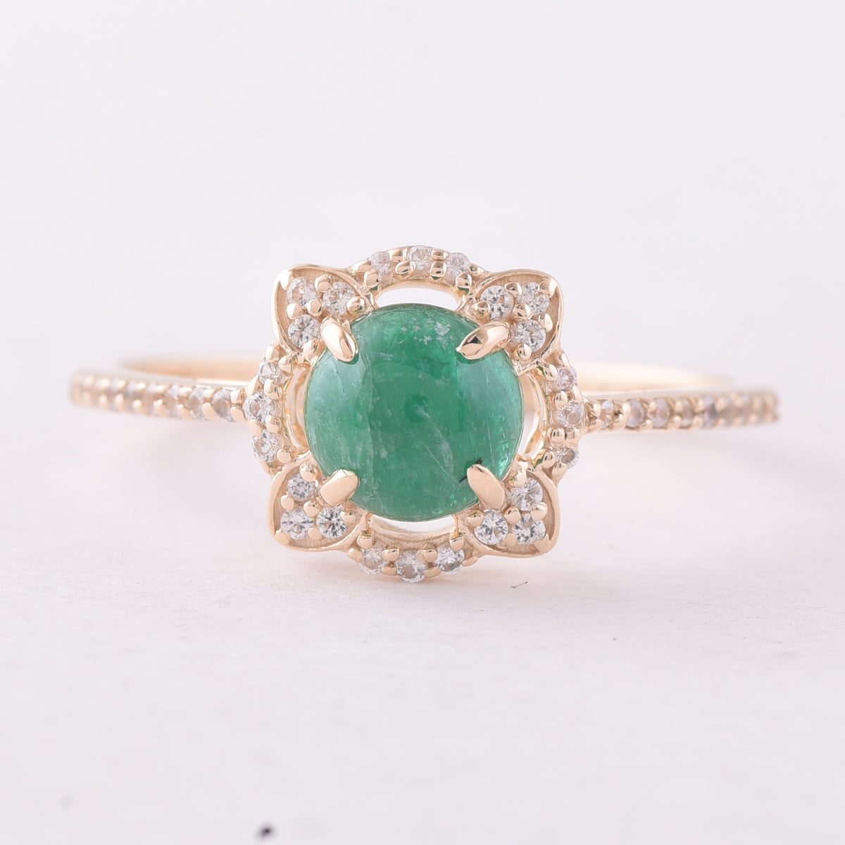0.93 Ct Round Emerald 9K Gold Ring