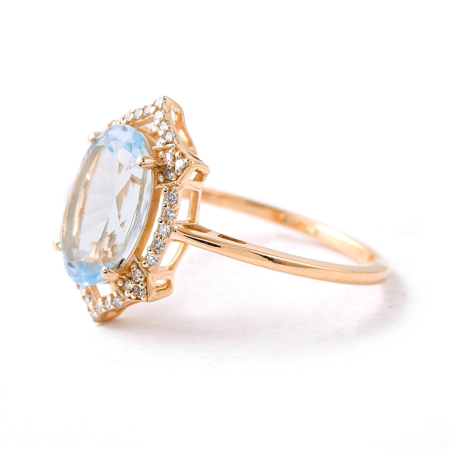 2.31 Ct Oval Mixed Cut Natural Aquamarine 14K Gold Ring