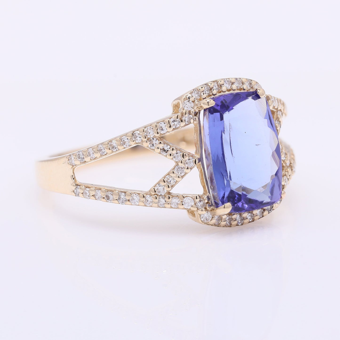 2.35 Ct Cushion Mixed Cut Natural Tanzanite 14K Gold Ring
