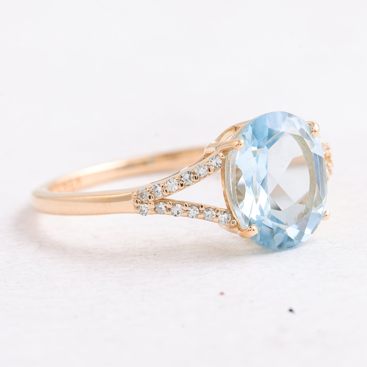 2.28 Ct Oval Mixed Cut Natural Topaz 14K Gold Ring