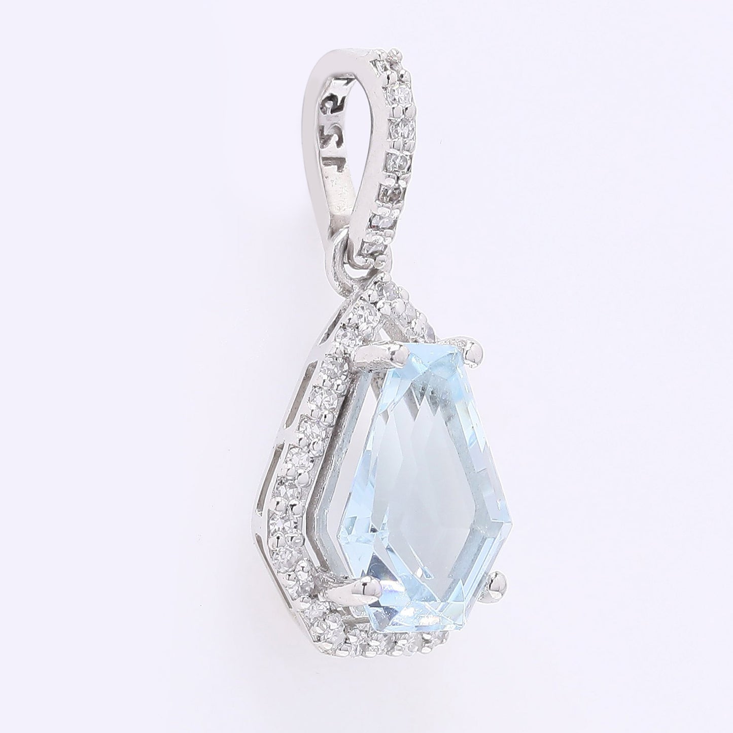 1.34 Ct Hexagon Step Cut Natural Aquamarine 950 Platinum Pendant