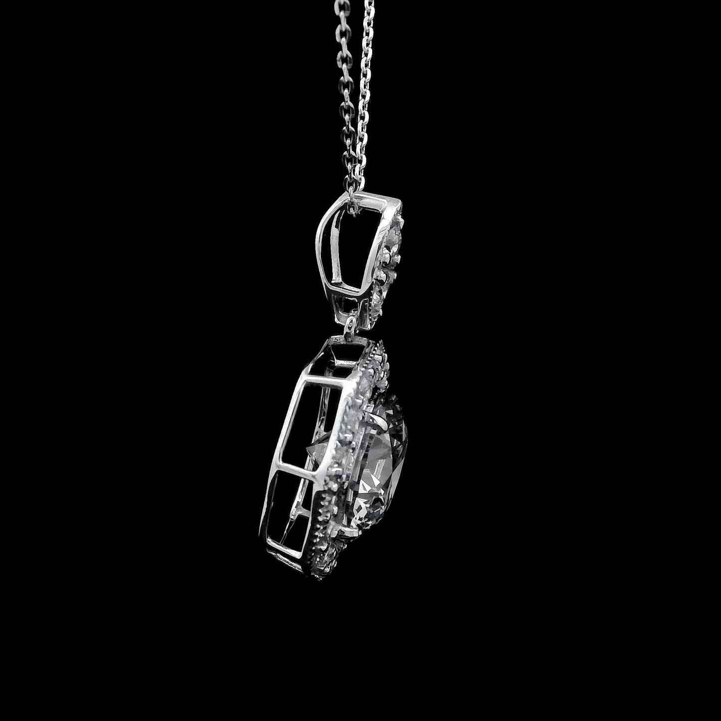 3.86 Carats Lab Grown Diamond 14K Gold Pendant