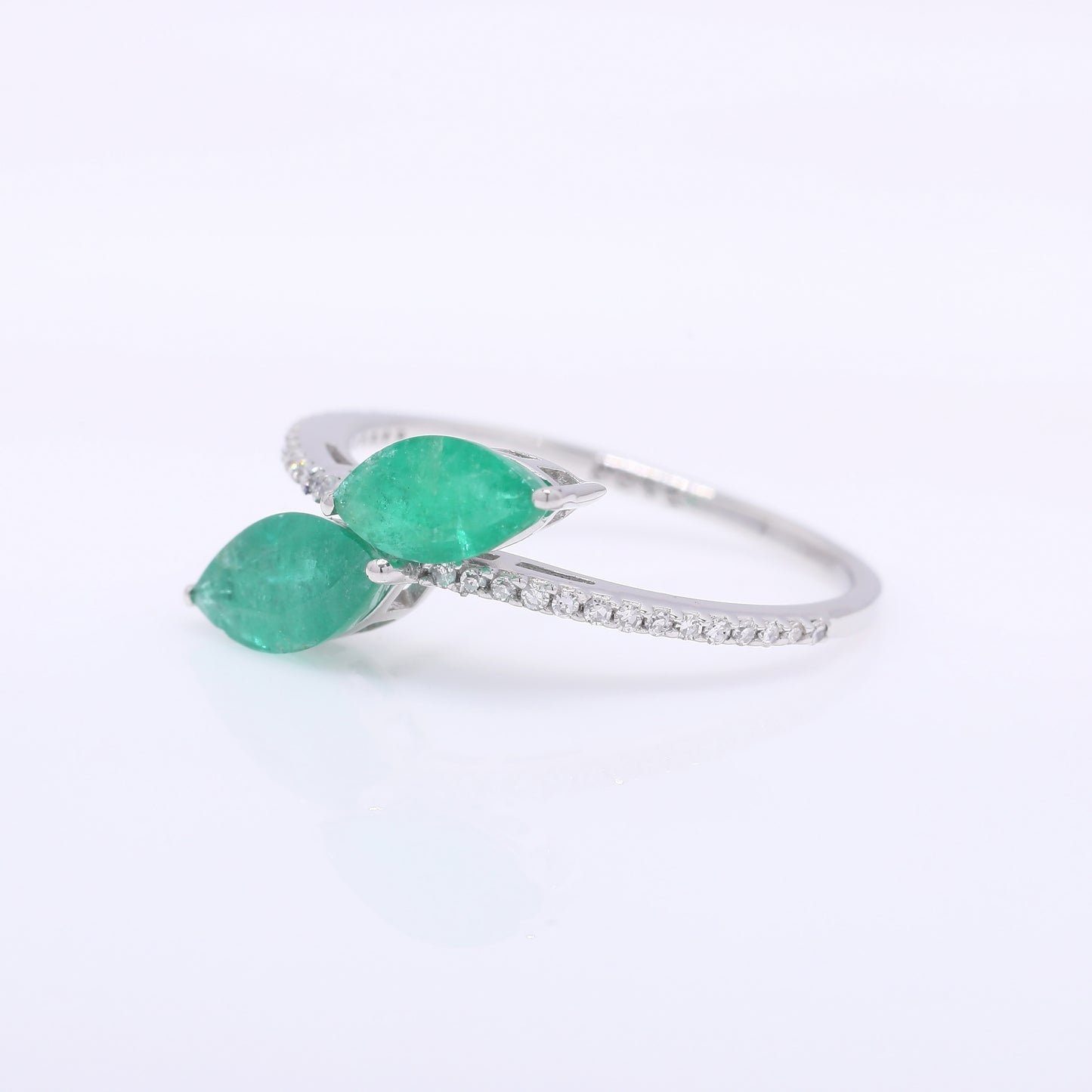 1.43 Ct Marquise Mixed Cut Natural Emerald 950 Platinum Ring