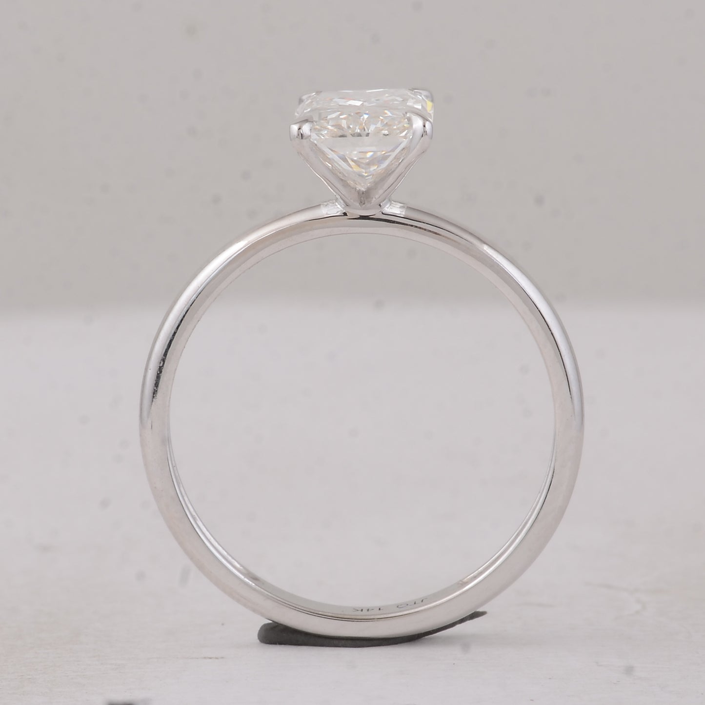 2.05 Carats Lab Grown Diamond 14K Gold Ring