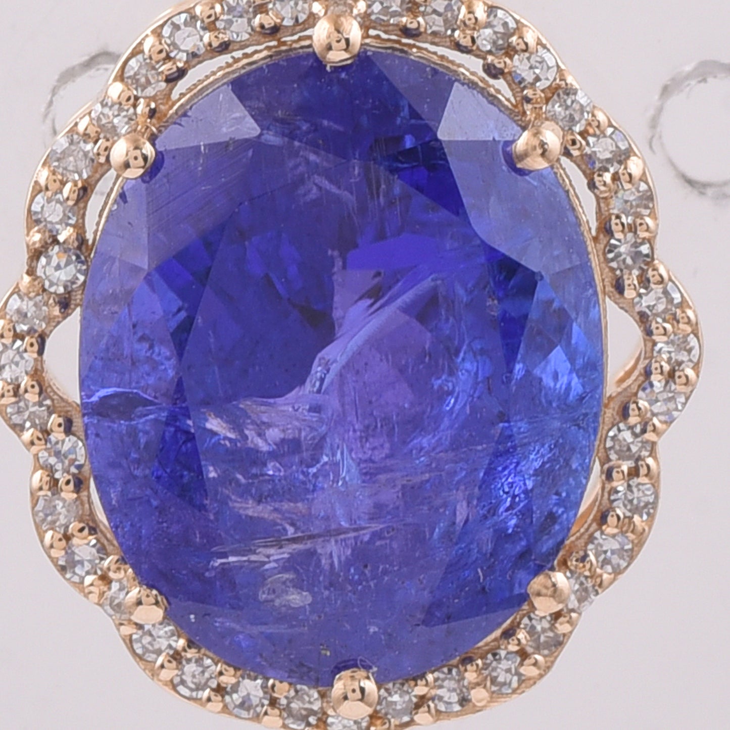 6.28 Ct Oval Natural Tanzanite 14K Gold Pendant