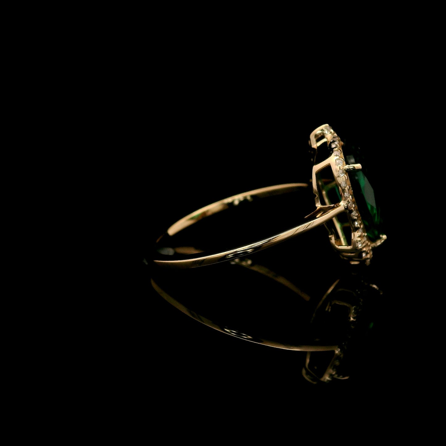 1.61 Ct Pear Mixed Cut Lab Grown Emerald 14K Gold Ring