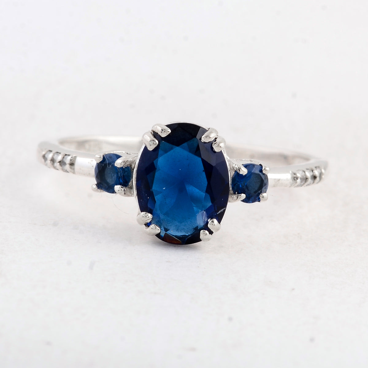 1.62 Ct Oval Created Glass Sapphire 925 Sterling Silver Ring
