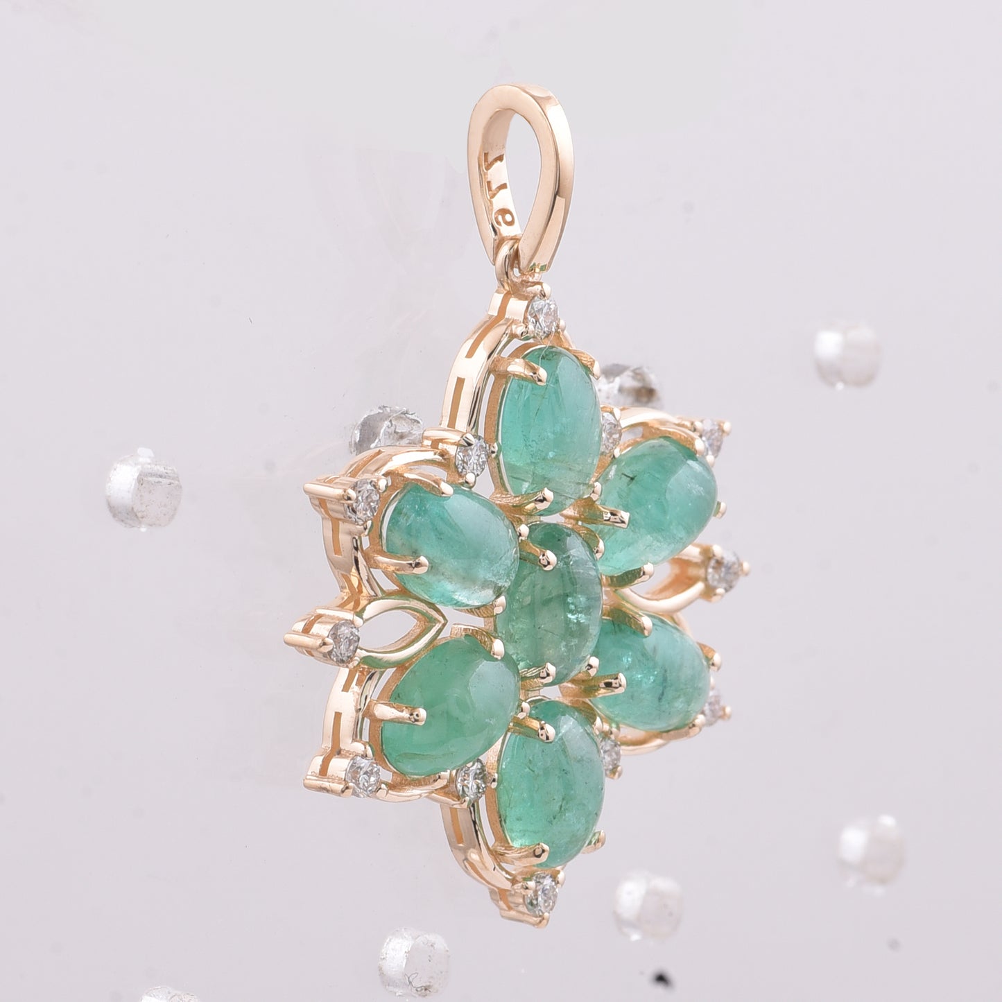 3.69 Ct Oval Cabochon Cut Natural Emerald 14K Gold Pendant