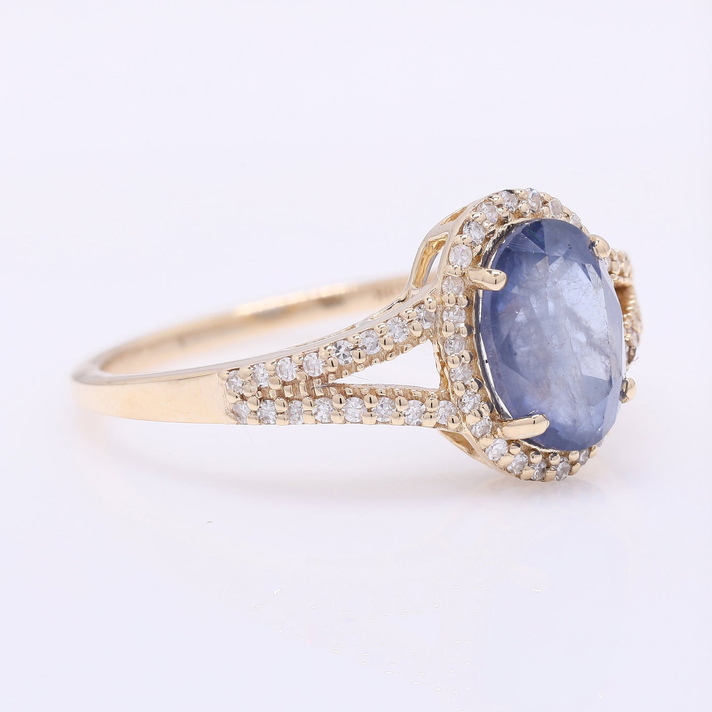 2.22 Ct Oval Mixed Cut Natural Sapphire 14K Gold Ring