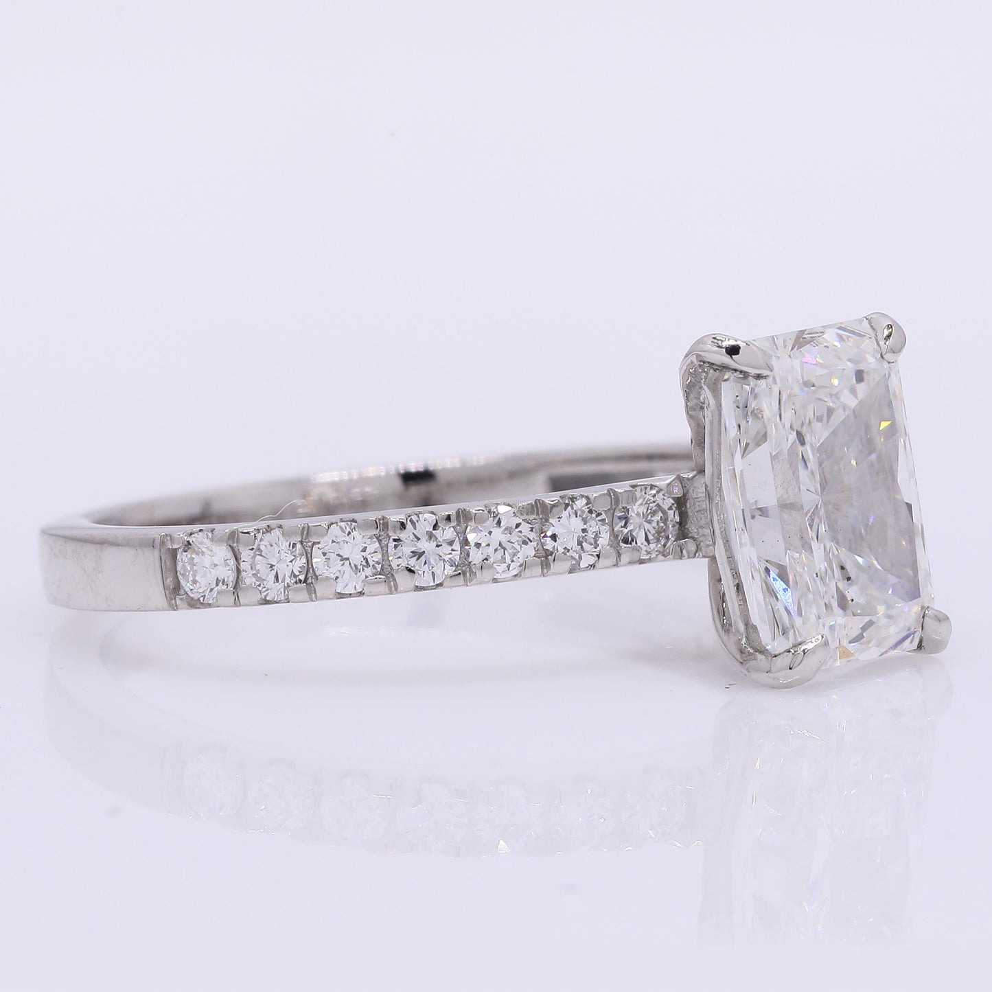 2.29 Carats Lab Grown Diamond 950 Platinum Ring