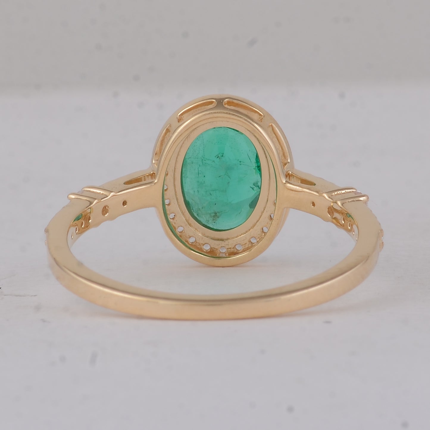 1.08 Ct Oval Emerald 9K Gold Ring