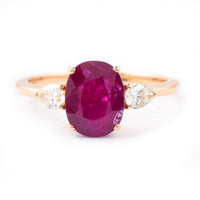 2.80 Ct Cushion Ruby 18K Gold Ring