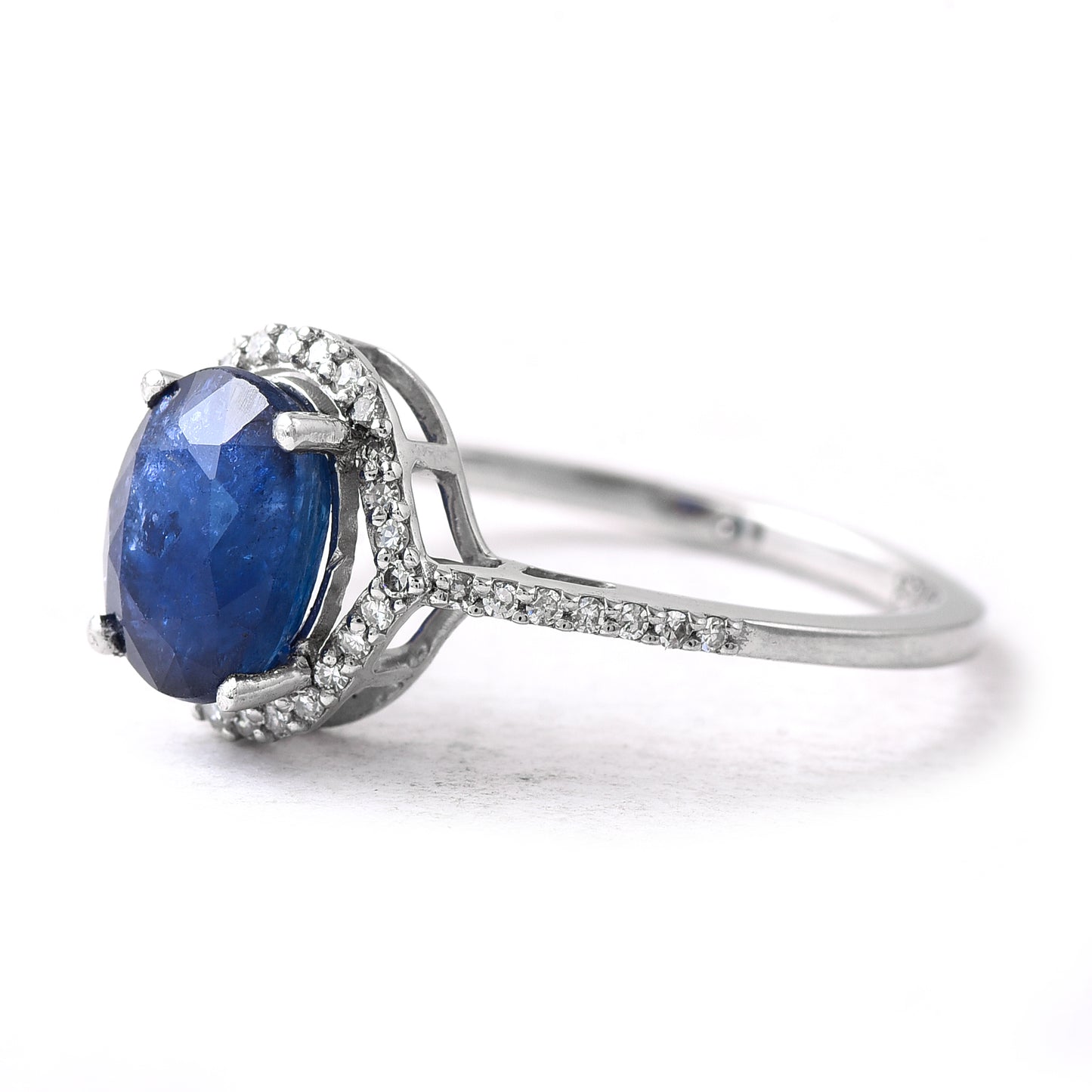 2.36 Ct Oval Sapphire 950 Platinum Ring
