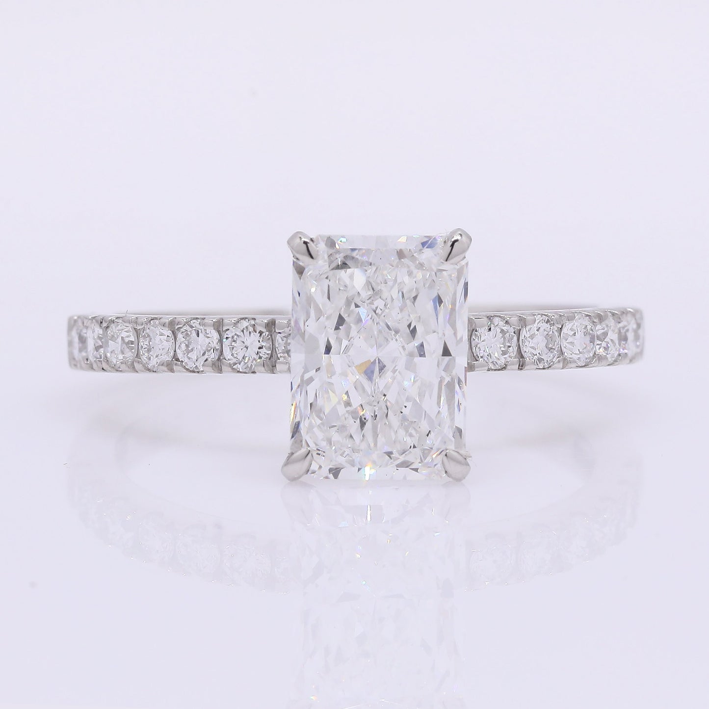 2.29 Carats Lab Grown Diamond 950 Platinum Ring