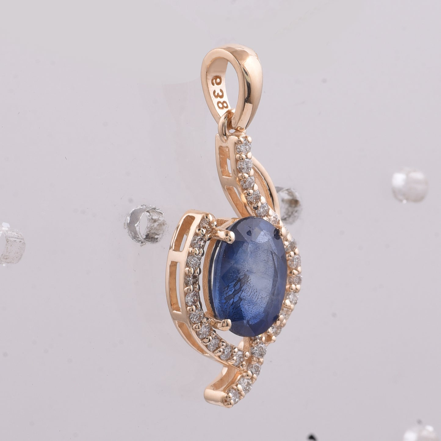 1.71 Ct Oval Natural Sapphire 14K Gold Pendant
