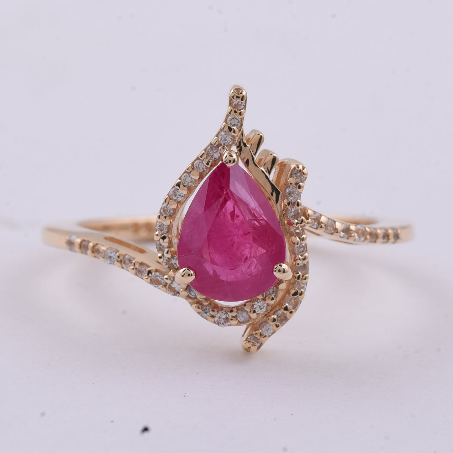 1.69 Ct Pear Natural Ruby 14K Gold Ring