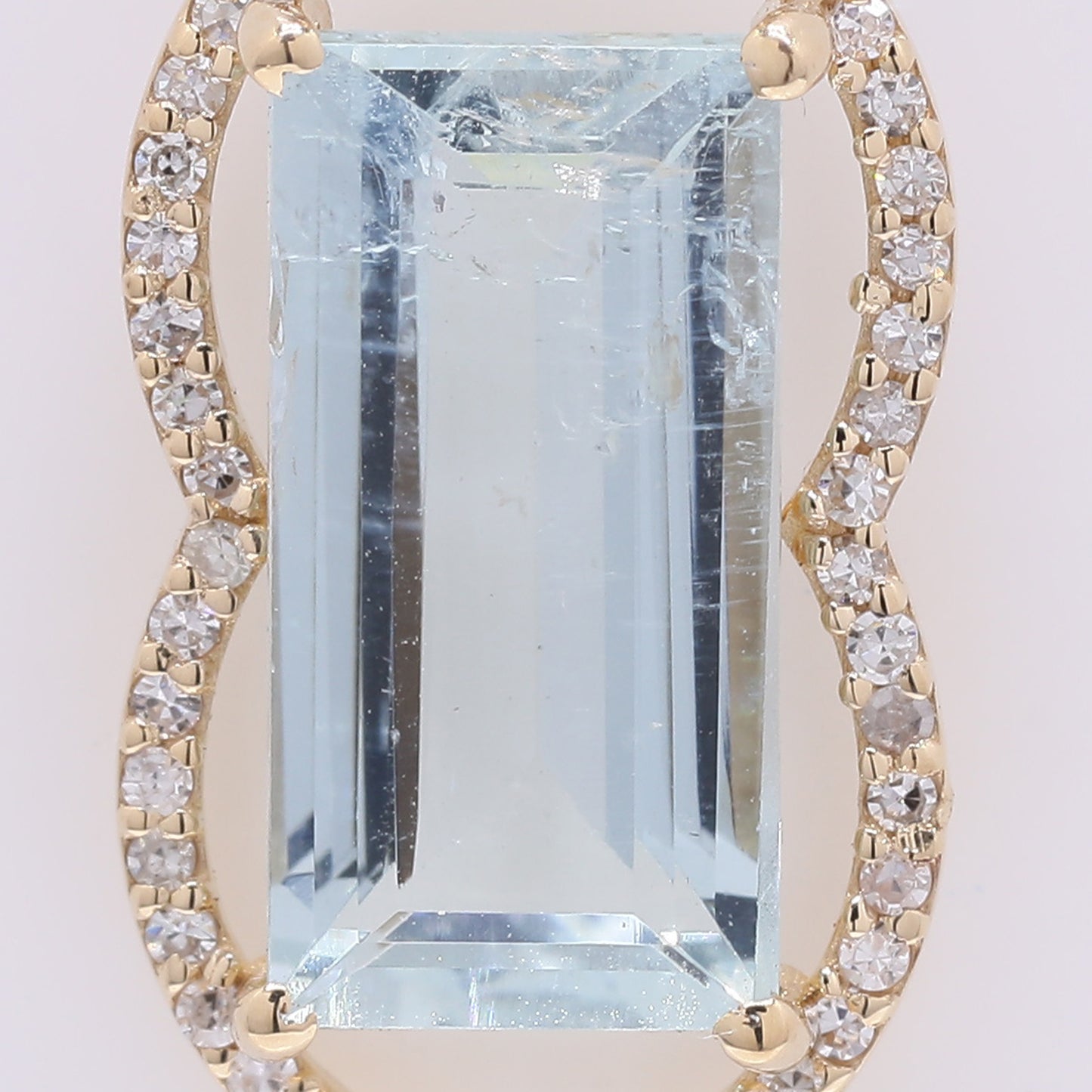 2.84 Ct Rectangle Step Cut Natural Aquamarine 14K Gold Pendant